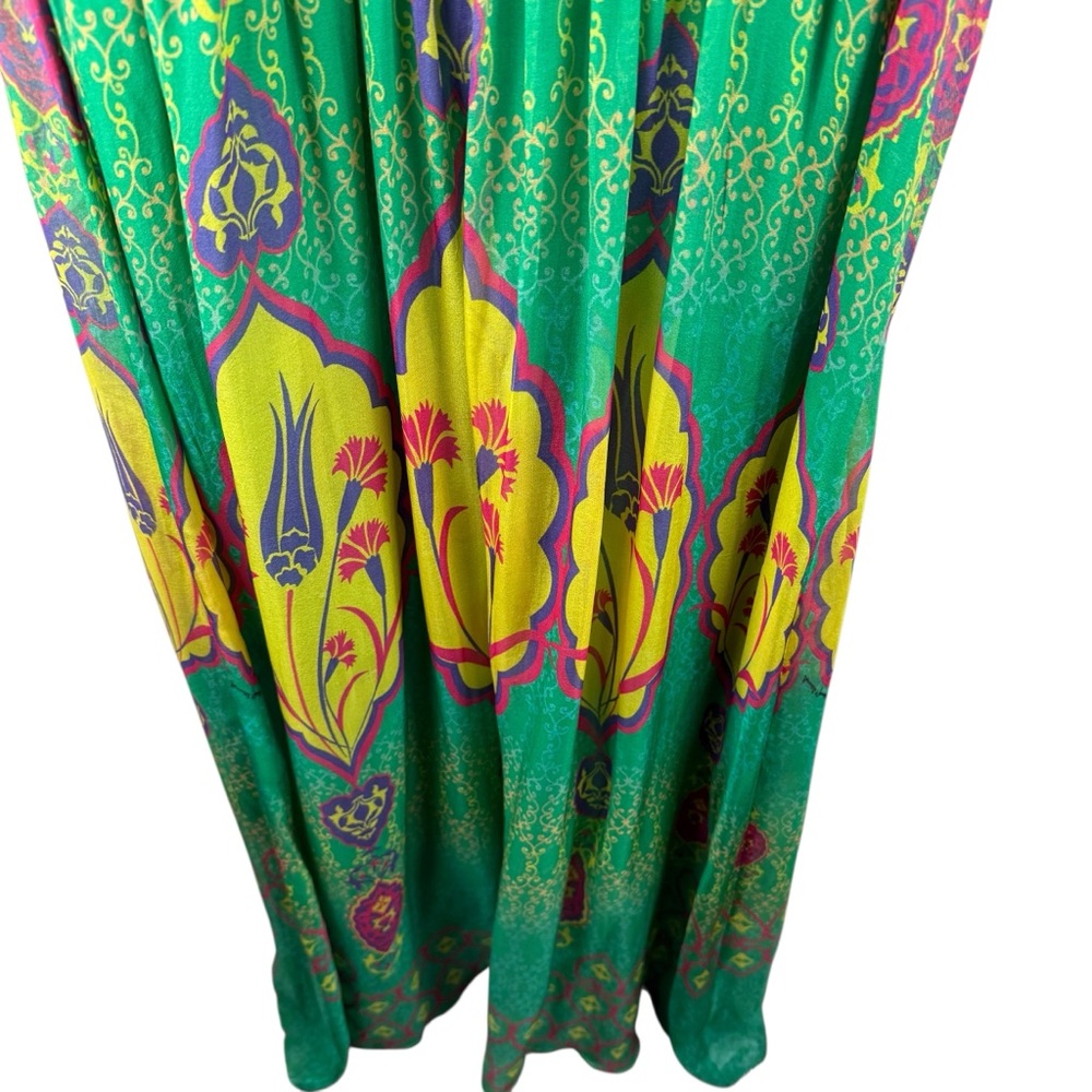 HEMANT & NANDITA Green and Yellow Printed Maxi Dress - Picture 7 of 13